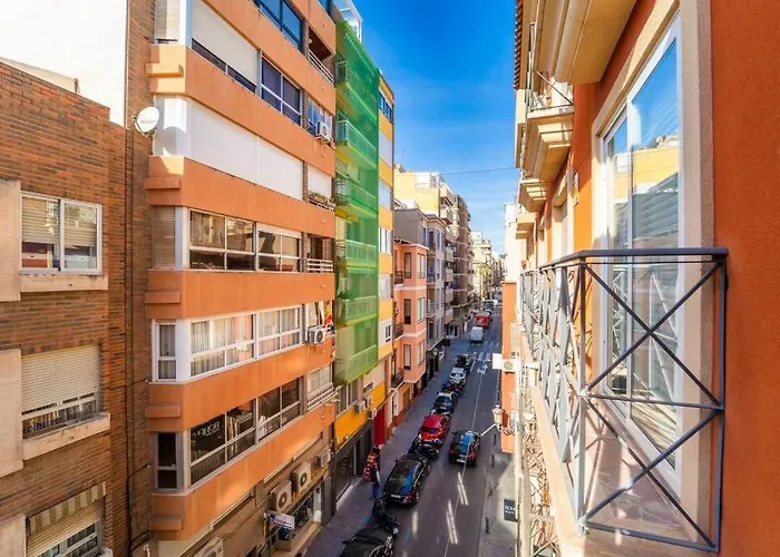 Authentic Alicante Central Flat Near The Beach