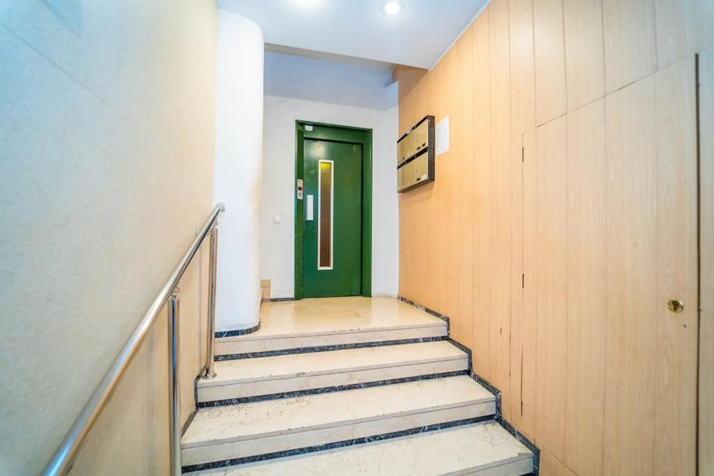 Apartment Authentic Flat Near The