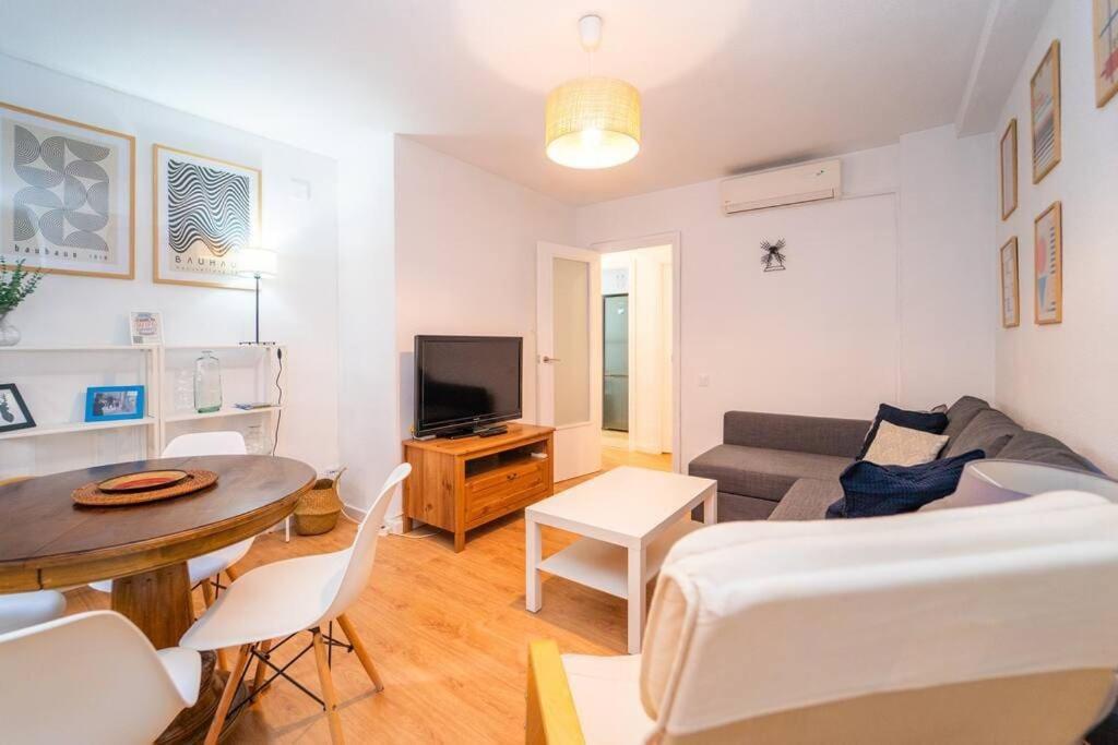 Apartment Authentic Flat Near The *